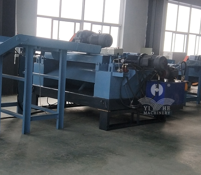 4ft heavy duty log debarking machine .jpg