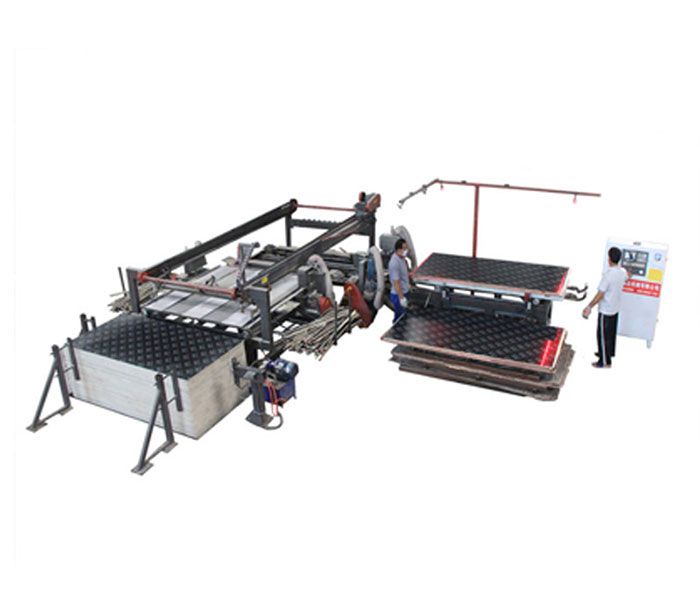 Plywood Board Cutting Machine